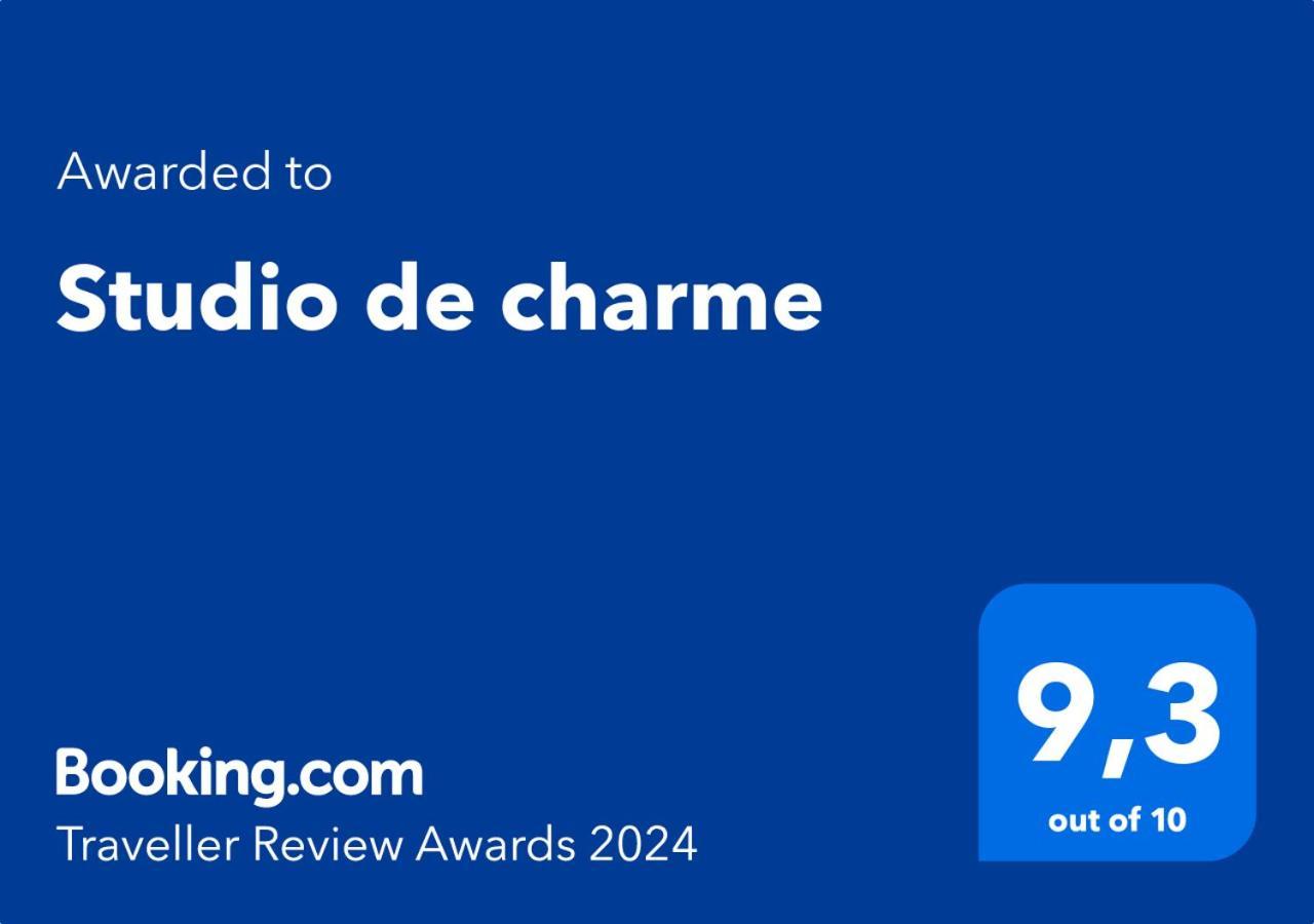 Studio De Charme Pantin Bagian luar foto